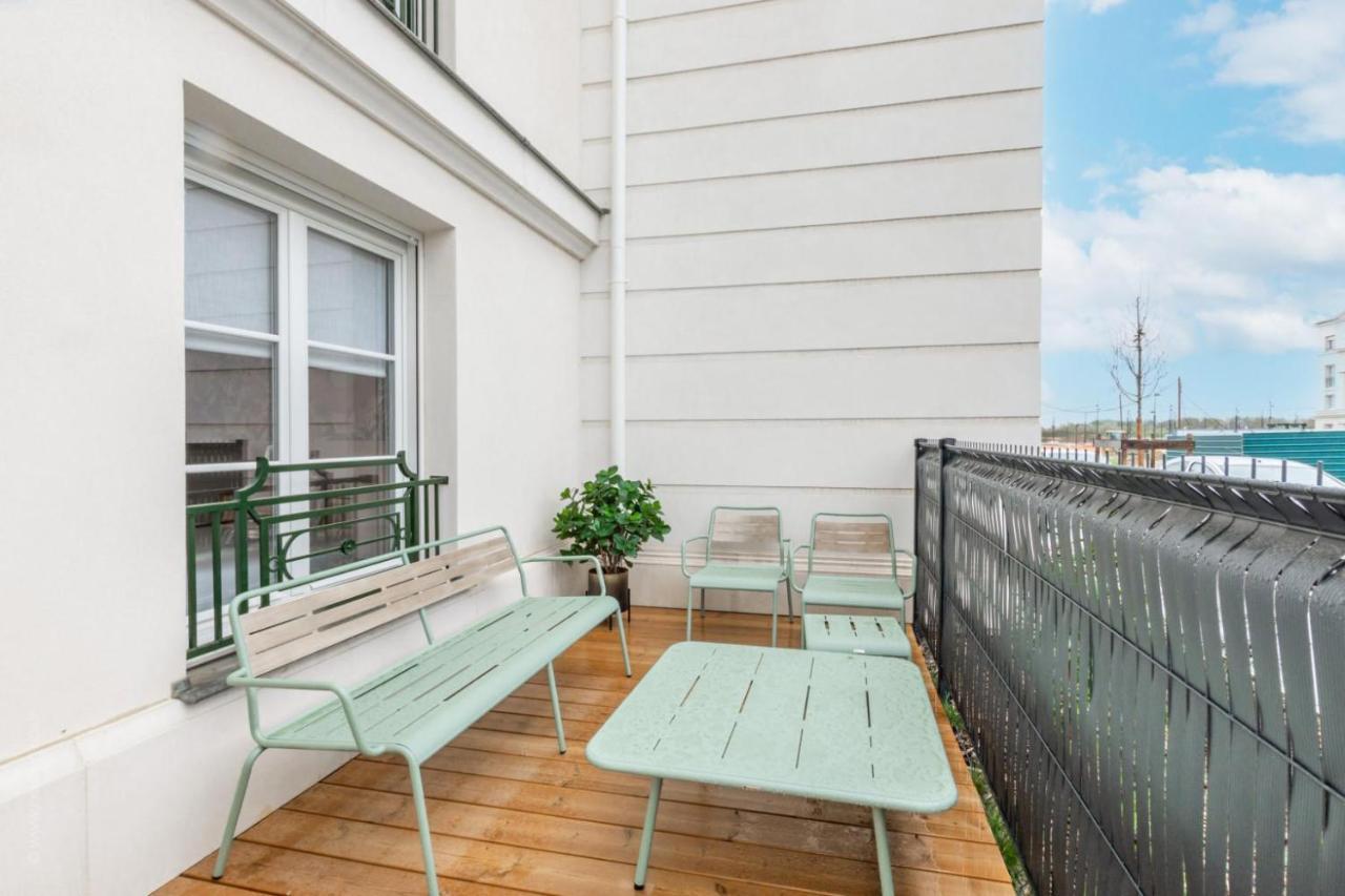 Le Jade By Plaza Apartment Serris Exterior photo