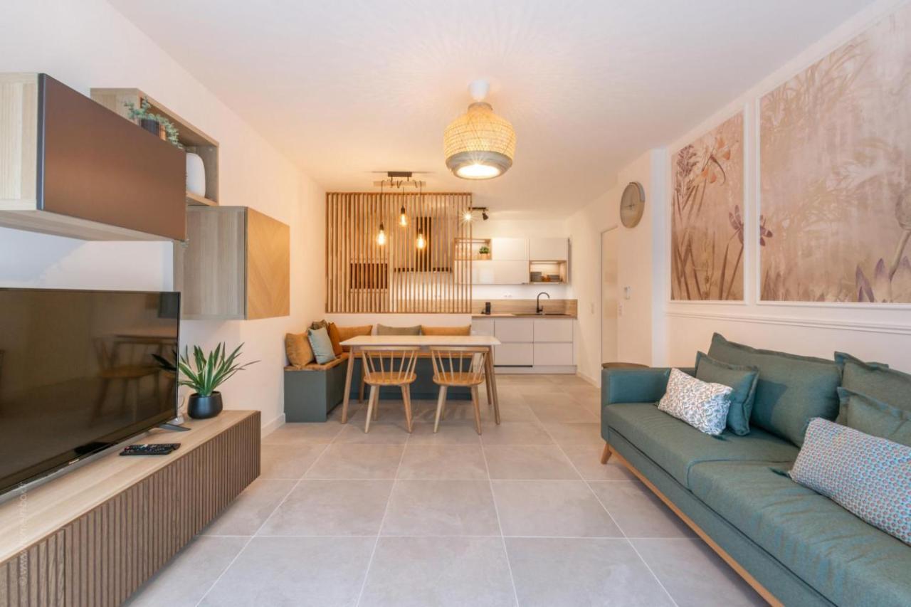 Le Jade By Plaza Apartment Serris Exterior photo